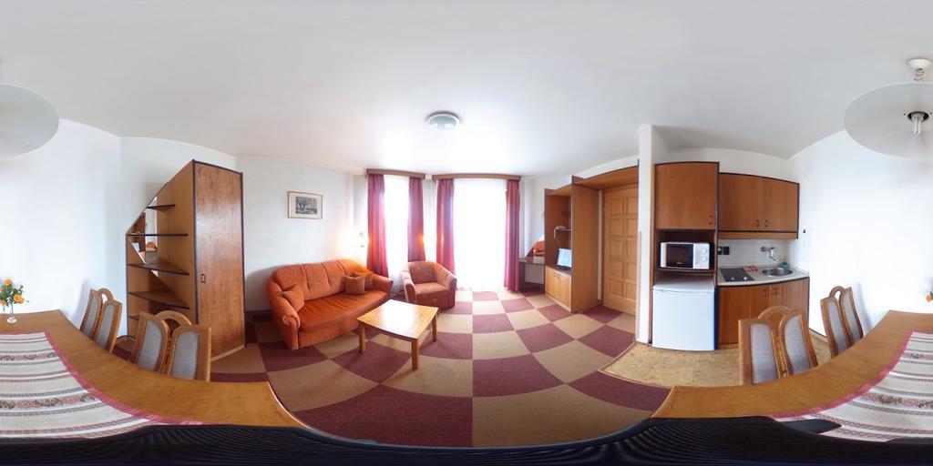 Dominika Apartman Hotel Budapest Extérieur photo