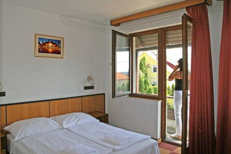 Dominika Apartman Hotel Budapest Extérieur photo